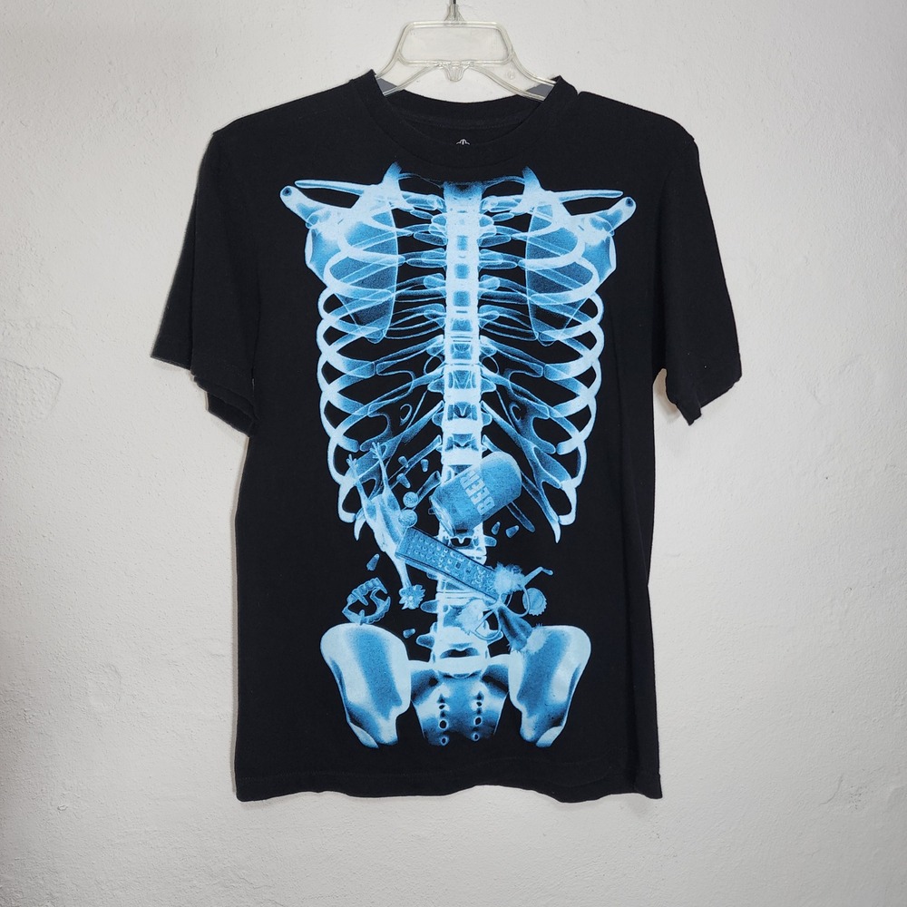 Spencer's Skeleton X-Ray Graphic Tee Mens M Black‎ Excellent Swallowed Beer Can